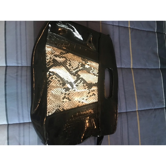 Purses - Picture 1 of 2